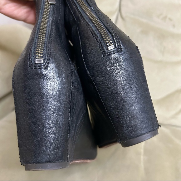 Frye Carson Wedge Bootie 8.5 - Picture 6 of 11